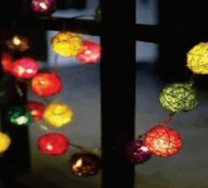Cordão 10 Bolas Coloridas Rattan (Pilha ou Usb)