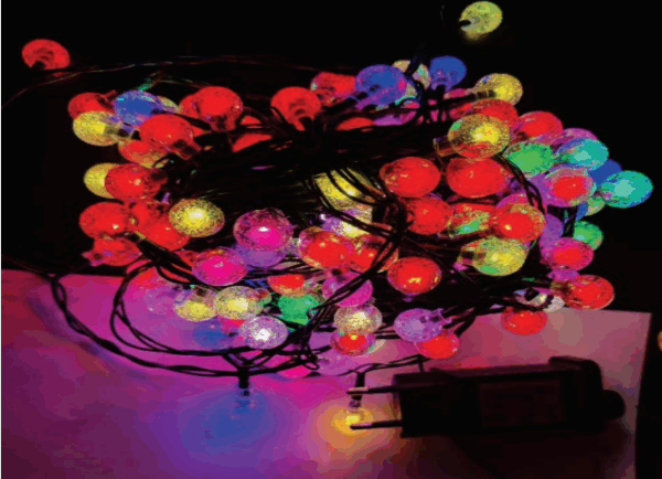 Cordão 160 LEDs bolinhas color fio verde Bivolt usa externo IP44 20m
